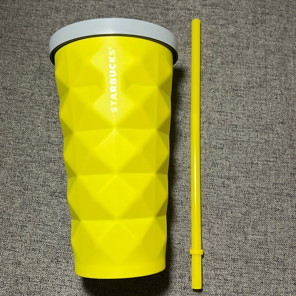 Starbucks ss Yellow Pineapple tumbler - Picture 1 of 4